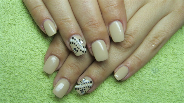 Beige Nails With Dots And Rhinestones Design