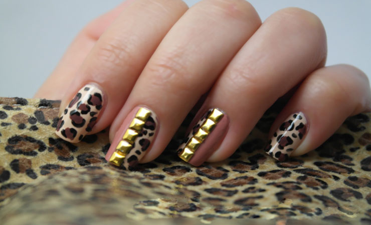 Brown Leopard Print With Gold Caviar Beads Design Nail Art Idea
