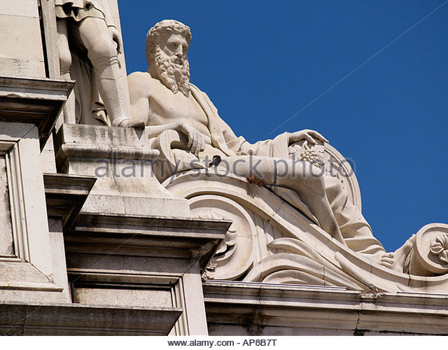 Closeup Of The Statue At The Rua Augusta Arch