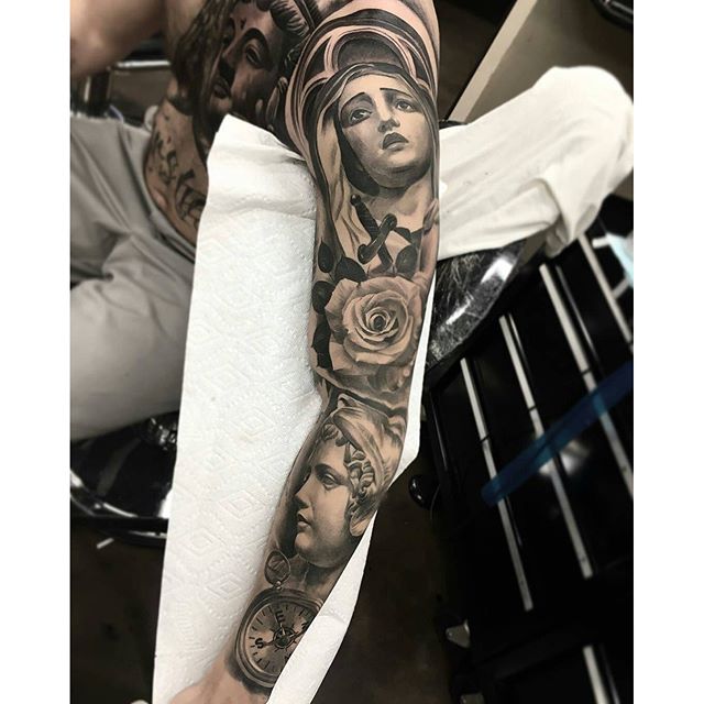 Fantastic Latino Inspired Tattoo On Full Sleeve
