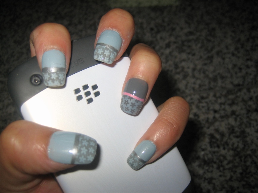 Gray And Blue Small Flowers Design Nail Art