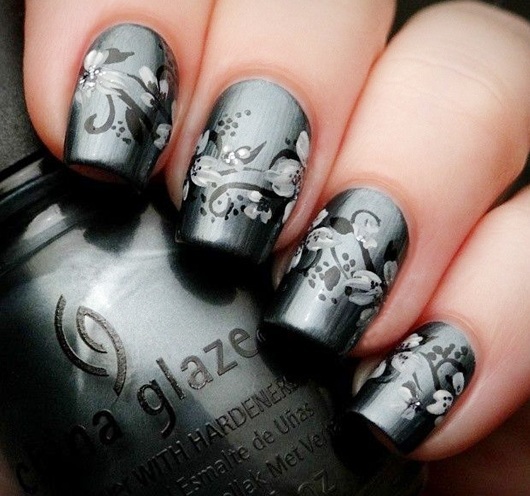 Gray Nails With White Flowers Design Idea