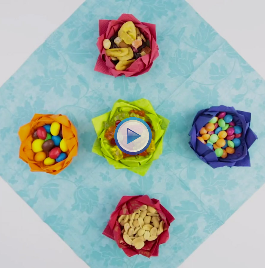 How to make beautiful bowls with napkin folds