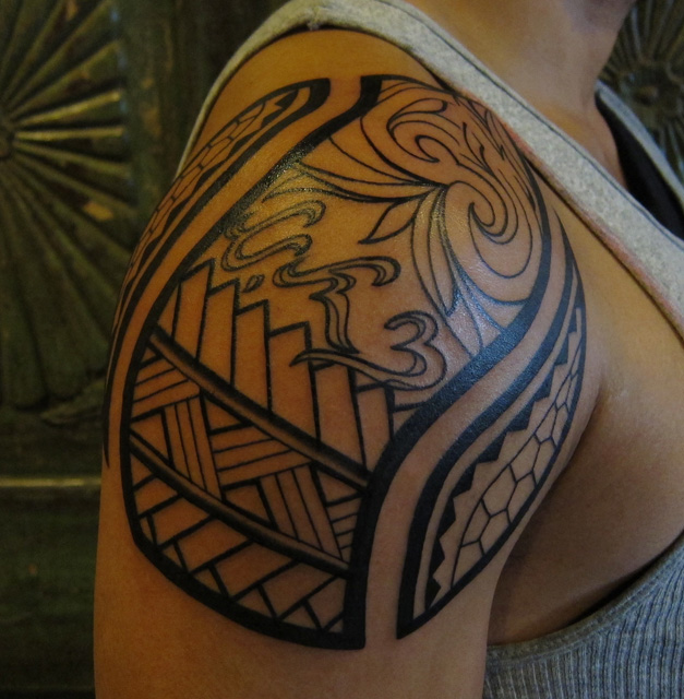 Impressive Filipino Tattoo On Shoulder