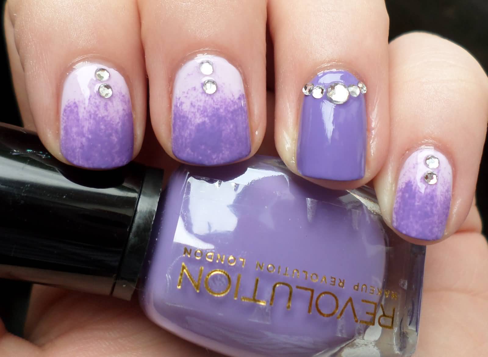 Purple And White Gradient Nail Art Wit Rhinestones Design