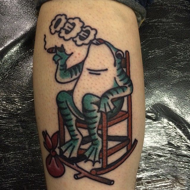 Smoking Frog Traditional Tattoo On Arm