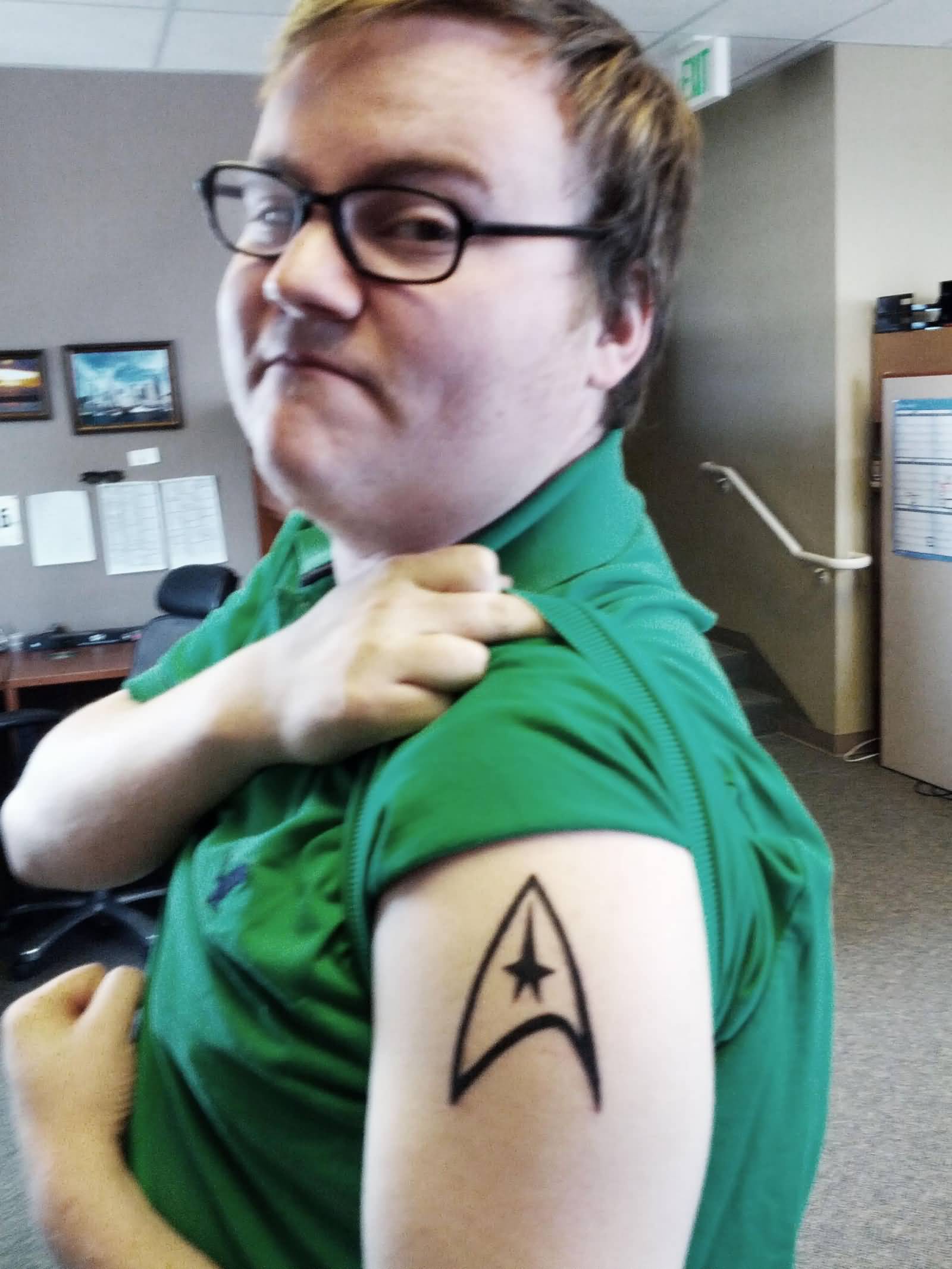 Star Trek Shoulder Tattoo For Boys