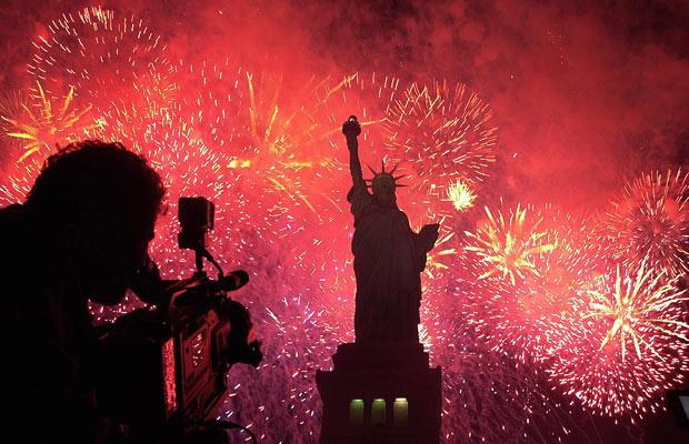 Statue Of Liberty Looks Incredible With Fireworks