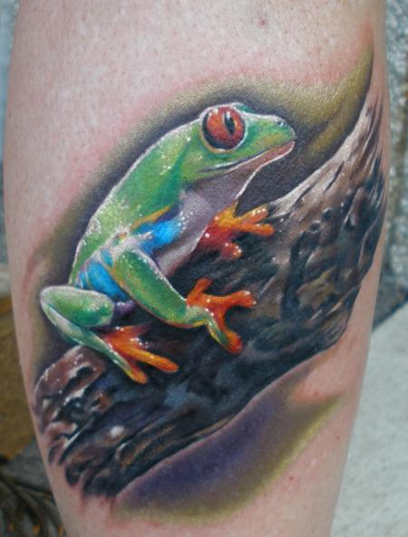 Superb 3D Frog Sitting Tattoo
