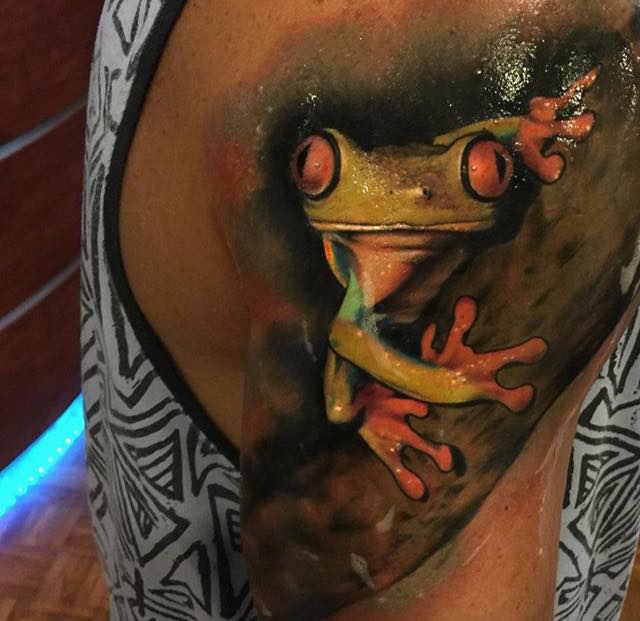 Terrific Realistic Frog Tattoo On Shoulder By Alex Bruz