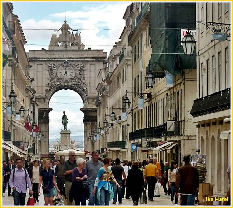 Tourists At The Rua Augusta Street Arch Picture