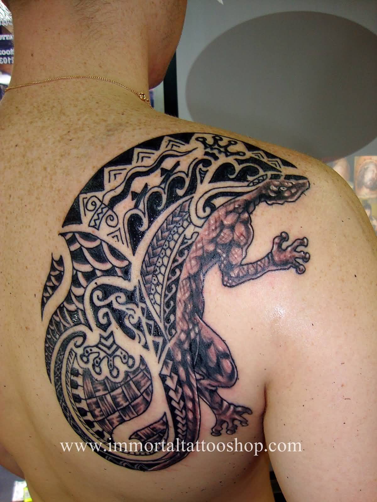 Wonderful Filipino Tattoo On Back Shoulder