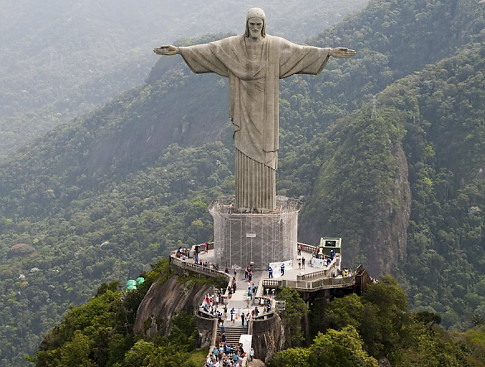 Beautiful Front View Of Christ the Redeemer Statue