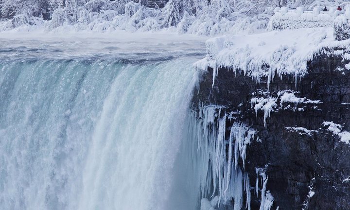 Beautiful View Of Frozen Niagara Falls