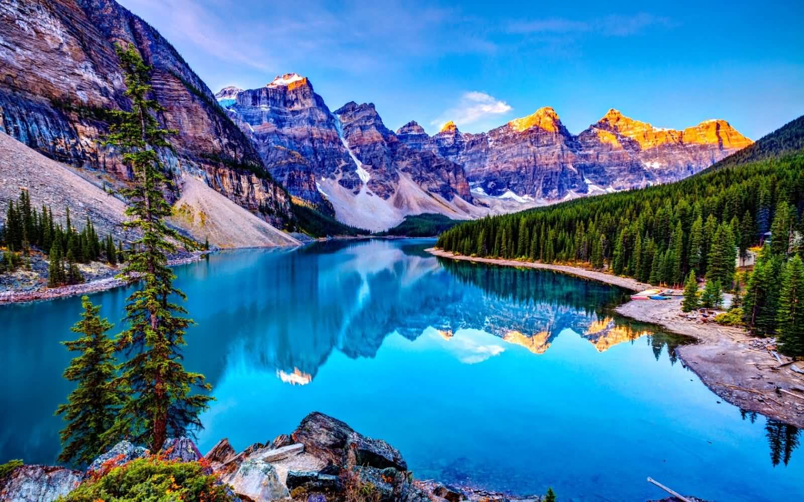 Beautiful Wallpaper Image Of Lake Louise In Canada