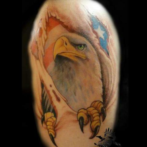 Brilliant 3D Patriotic Eagle Tattoo On Shoulder