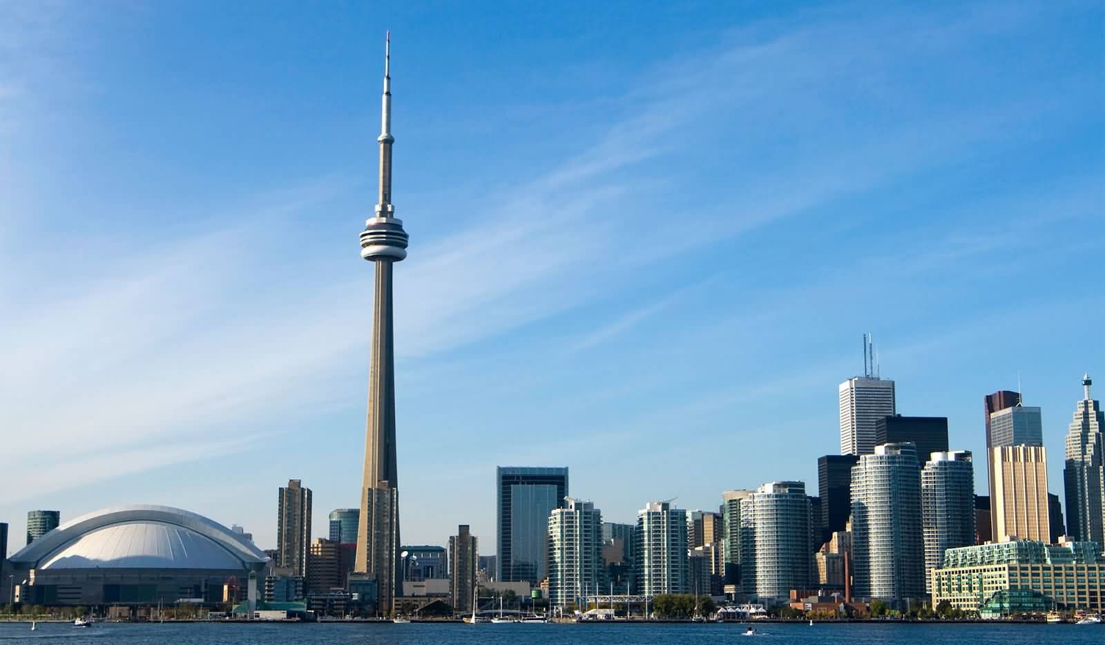 CN Tower And Toronto Skyline Picture
