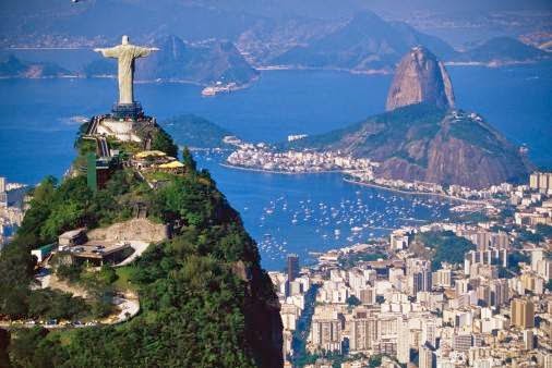Christ The Redeemer Statue And Guanabara Bay View