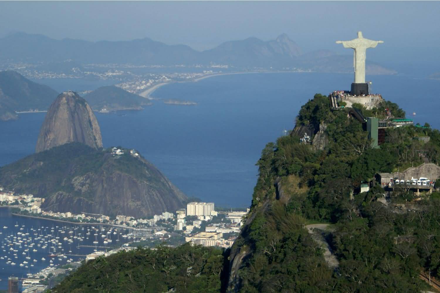 Christ The Redeemer Statue And Sugarloaf Mountain View