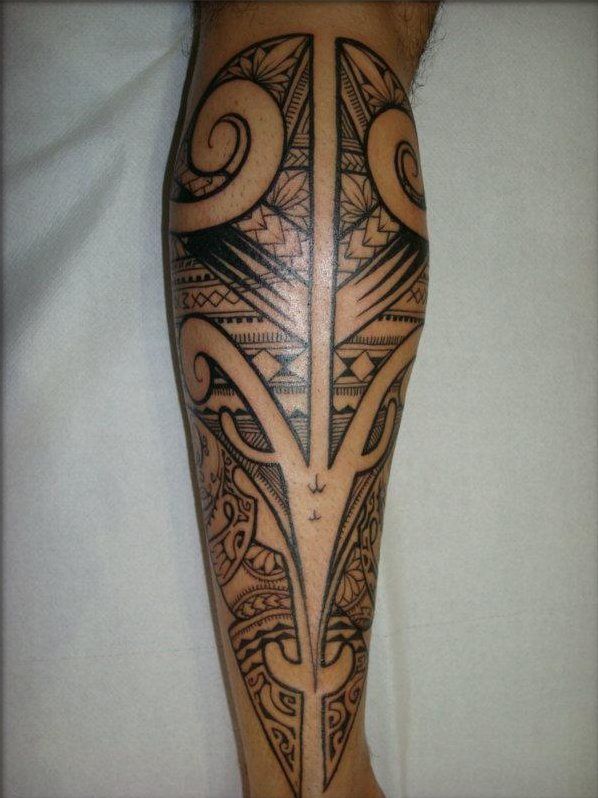 Fantastic Maori Lower Leg Tattoo