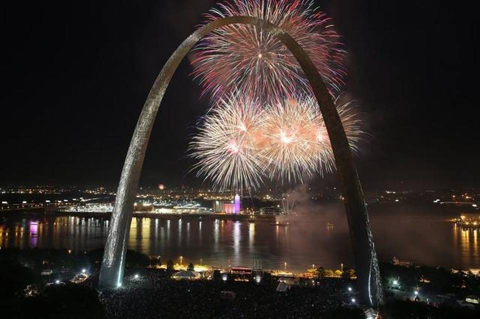 Fireworks Light Up The Night Sky Over The Gateway Arch