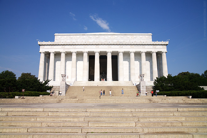 Front Entrance View Of Lincoln Memorial