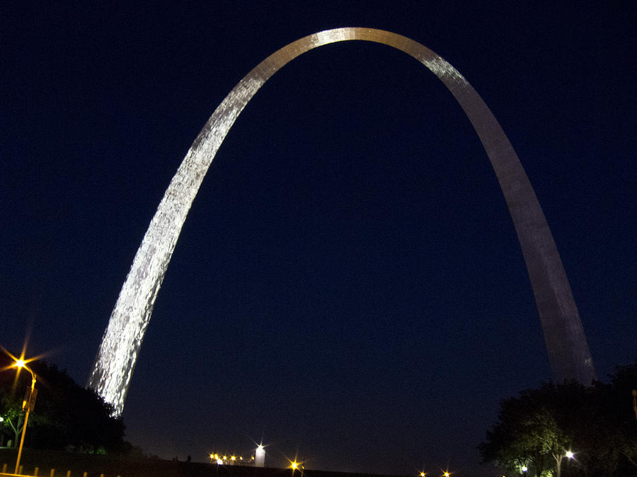 Gateway Arch At Night Picture