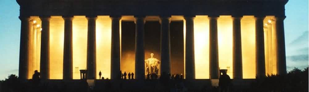 Night View of Lincoln Memorial