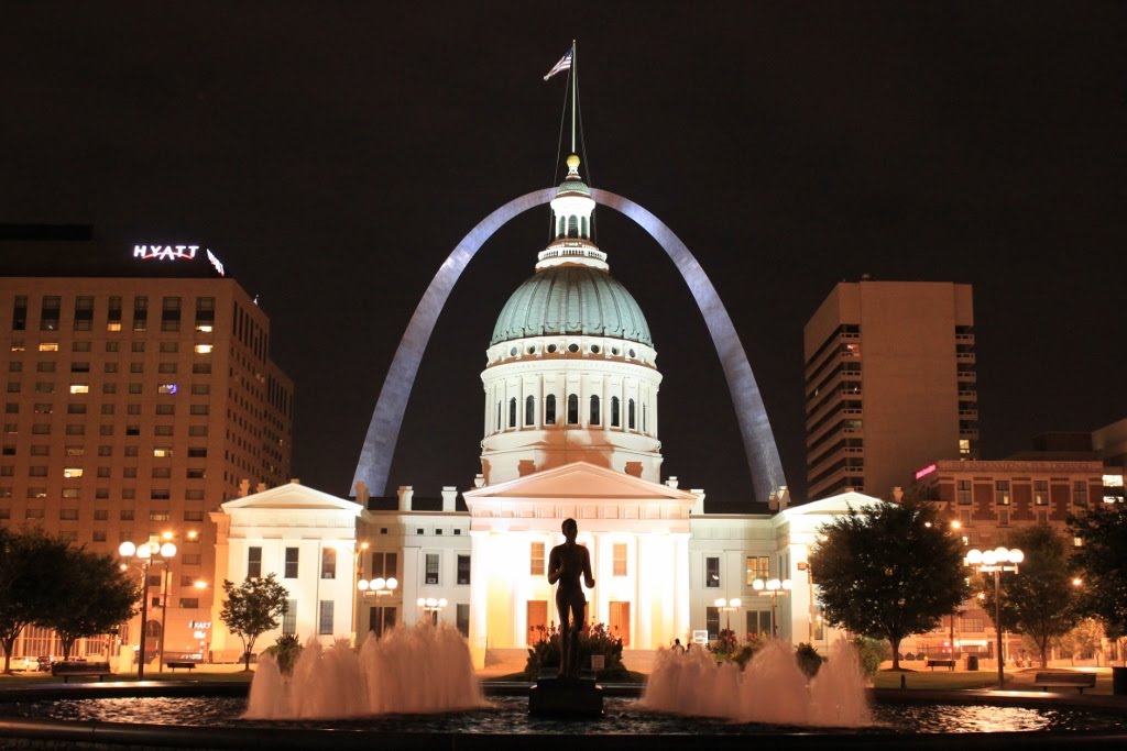 Old St Louis Courthouse And The Gateway Arch At Night