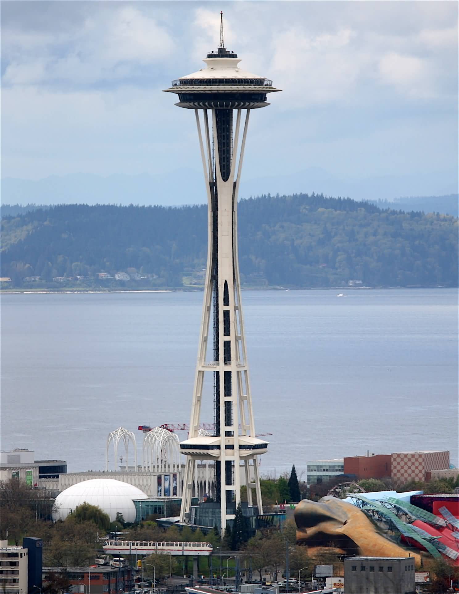 Space Needle Near Mississippi River In Seattle
