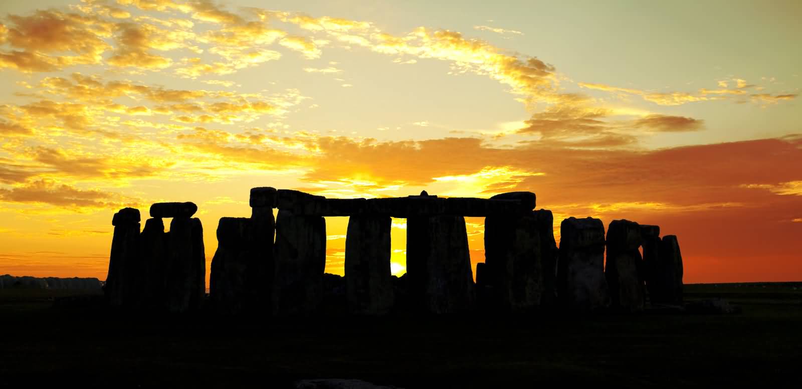 Sunset View Of The Stonehenge Monument