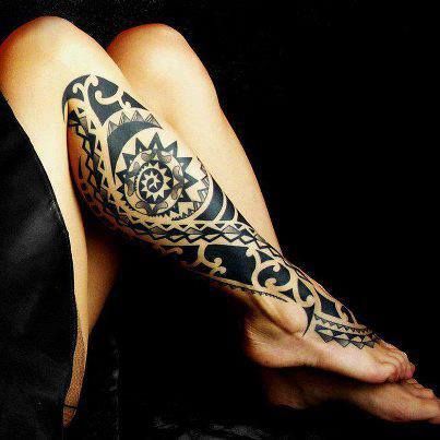 Wonderful Maori Tattoo On Right Leg