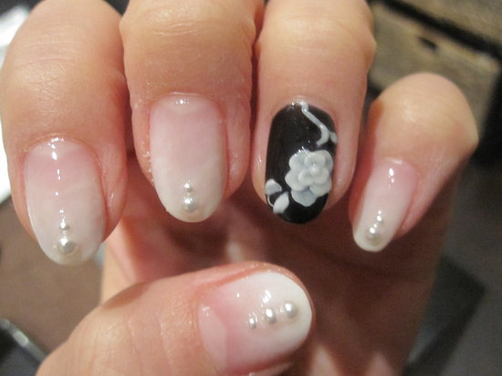 3D Acrylic Flower And Pearls Design Nail Art