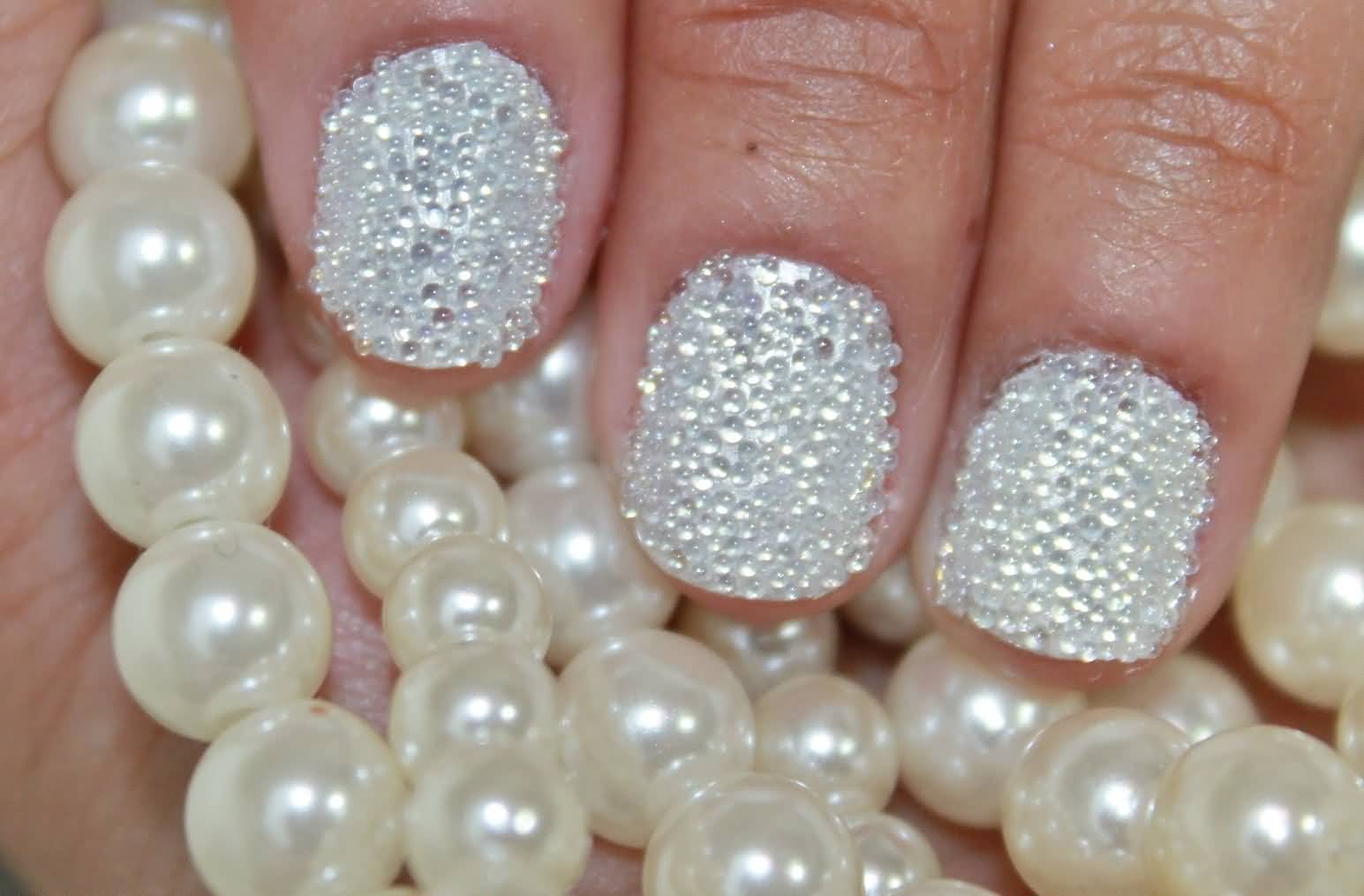 3D Pearls Design Nail Art