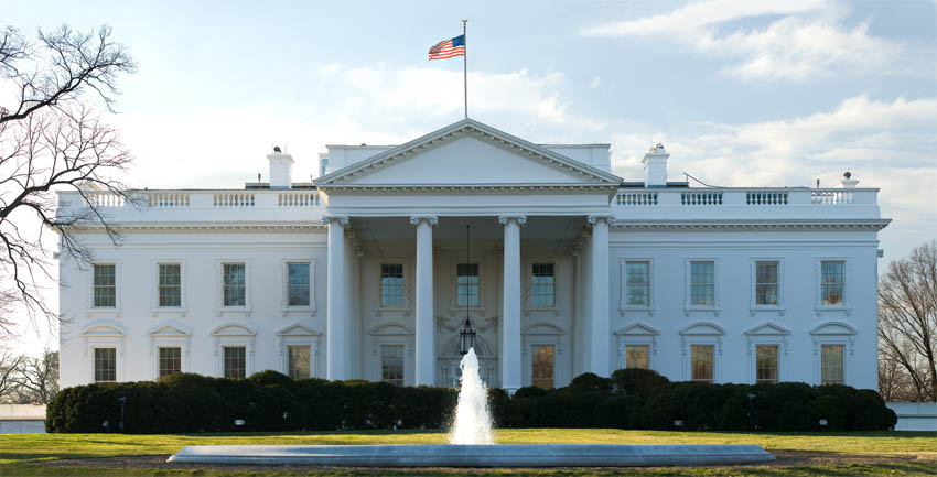 Adorable Front Facade Of The White House In Washington DC