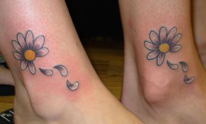 Amazing Daisy Flower Tattoo On Ankle