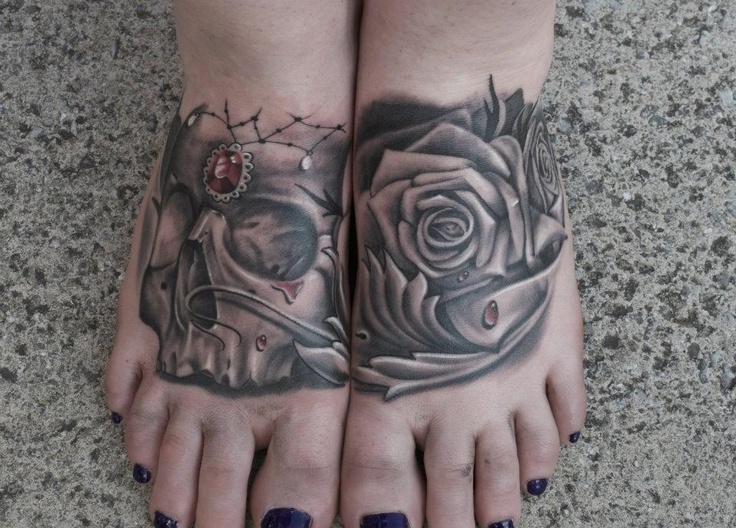 Amazing Realistic Skull Rose Tattoos On Feet