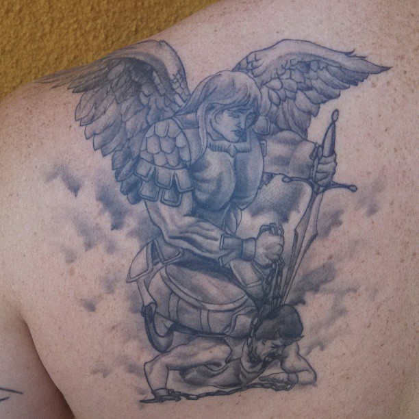 Awesome Guardian Angel Tattoo On Man Back Shoulder