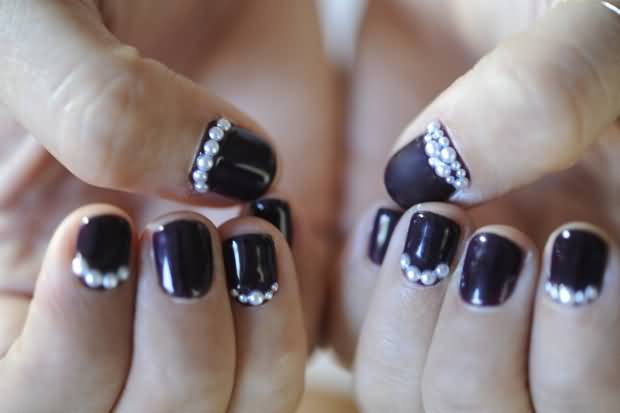 Black Glossy Nails With White Pearls Design Nail Art