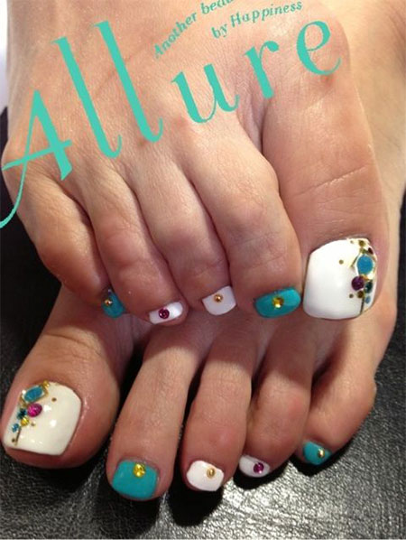 Cool Spring Toe Nail Art With Rhinestones