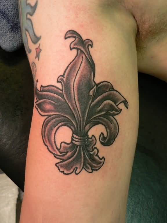 Creative Fleur De Lis Flower Tattoo On Upper Arm