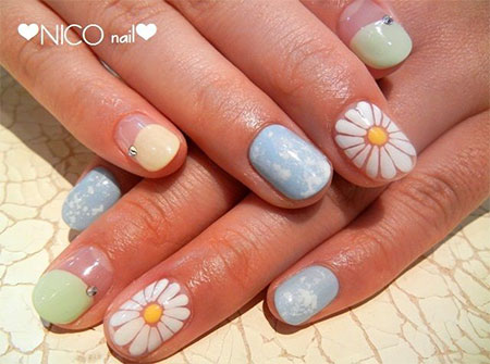 Cute Spring Flowers Nail Art