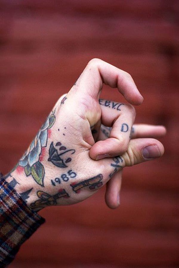 D Tattoo On Side Finger