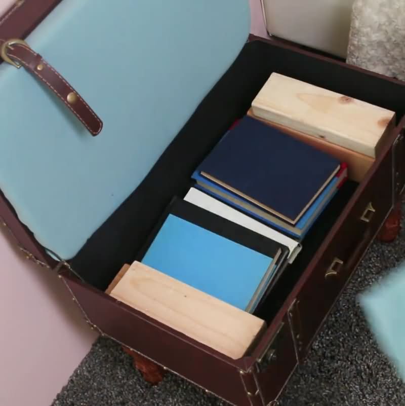 DIY Turn your old suitcase into chair (7)