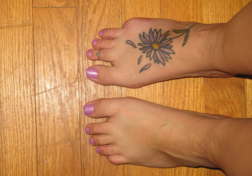 Daisy Flower Tattoo On Right Foot For Girls