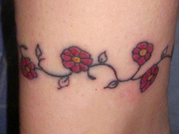 Daisy Flowers Ankle Tattoo Idea