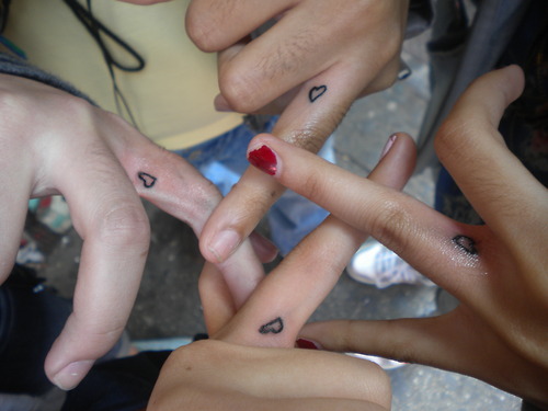 Friendship Heart Finger Tattoos For Girls