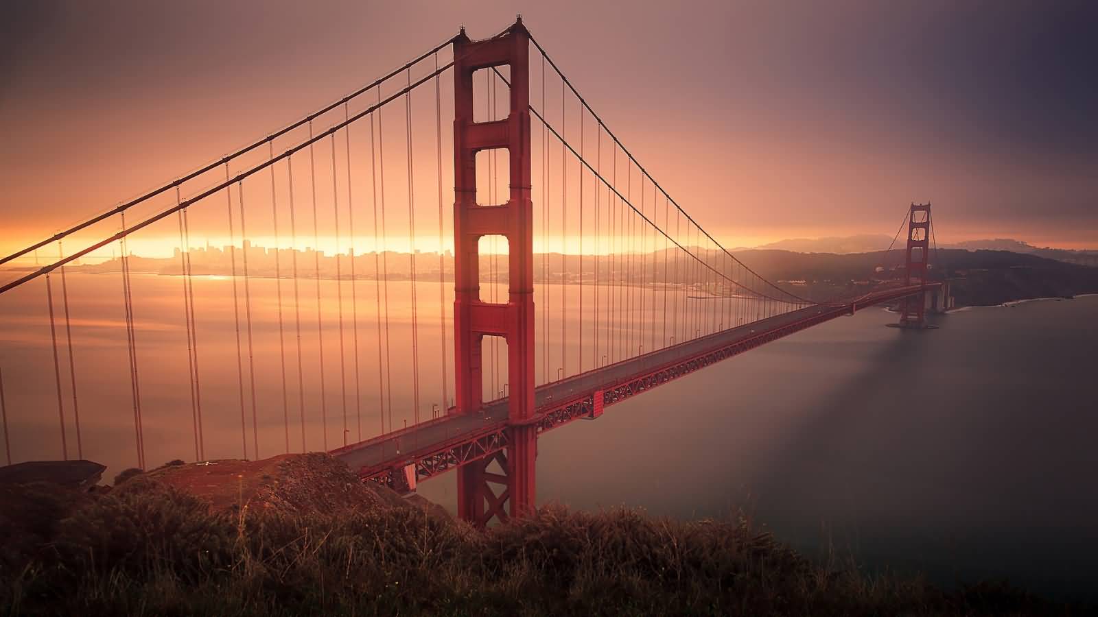Golden Gate Bridge Over The San Francisco Ocean