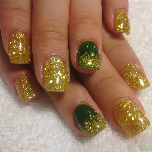Green And Gold Glitter Saint Patrick's Day Nail Art