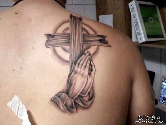 Grey Hands Cross Tattoo On Right Back Shoulder For Men